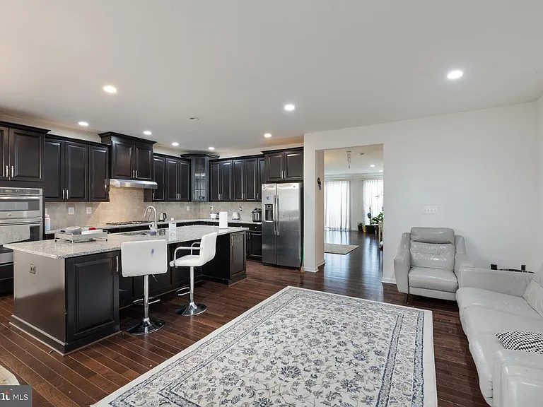 23377 Lewis Hunt Sq — Photo 14