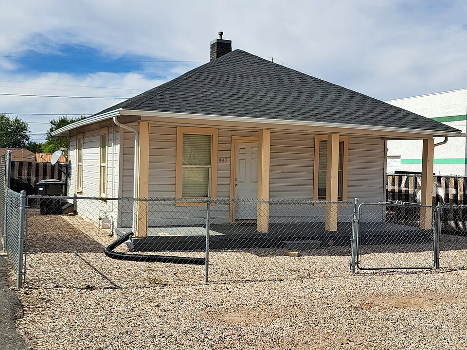 427 N 200 W
