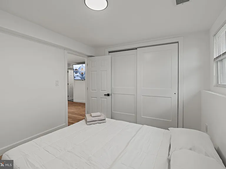 901 Russo Dr — Photo 27