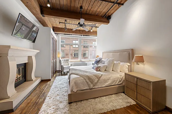 Sold by Compass | media 4