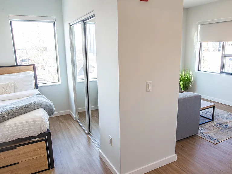 504 E Stoughton St #602 — Photo 14