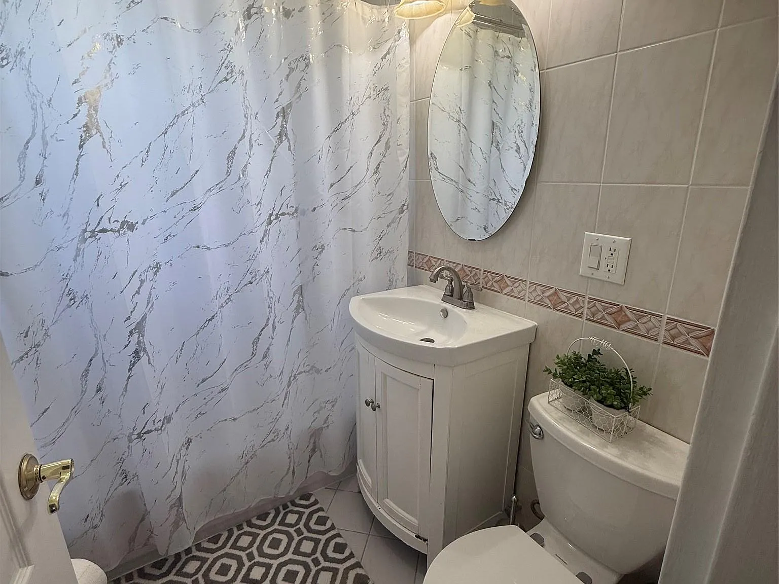 1 bed, 1.0 bath, 700 sqft, $2,100 — Photo 4