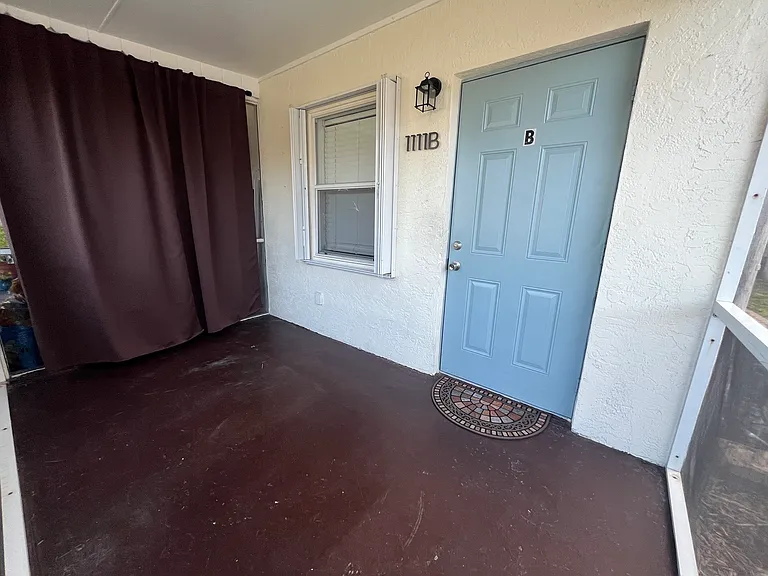 1111 NE 17th Ave #B — Photo 3