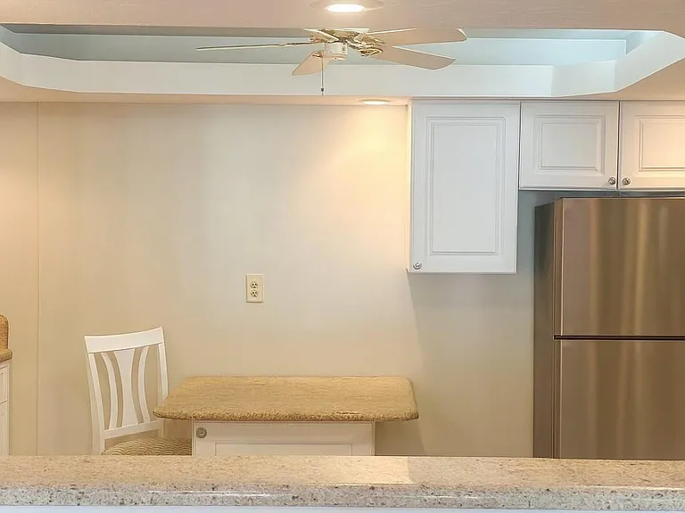 1149 Hillsboro Mile #309 — Photo 9