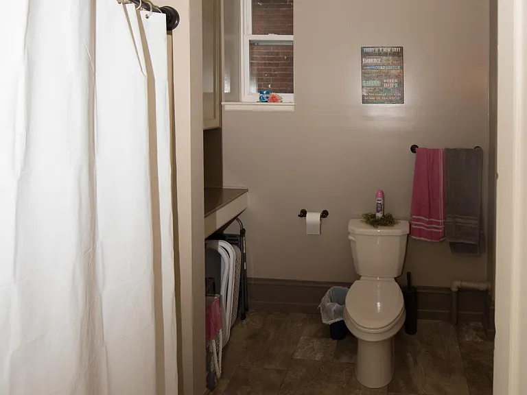 Bath/Laundry Combo