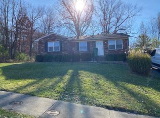 7903 Candleglow Ln, Louisville, KY 40214