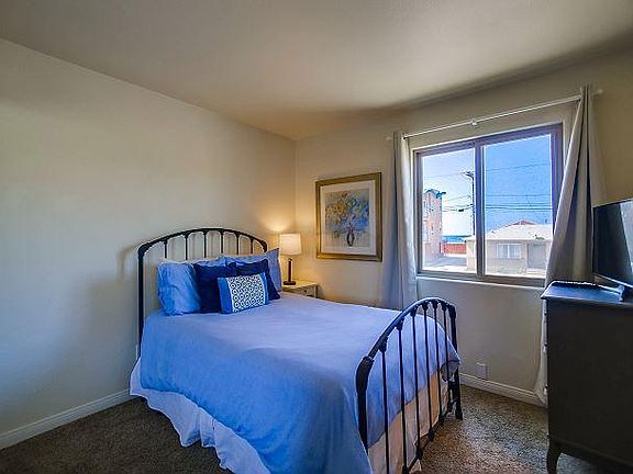 4th image of 803-05 El Carmel Pl