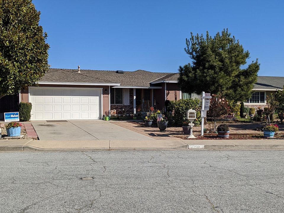 1st image of 5704 Crow Ln