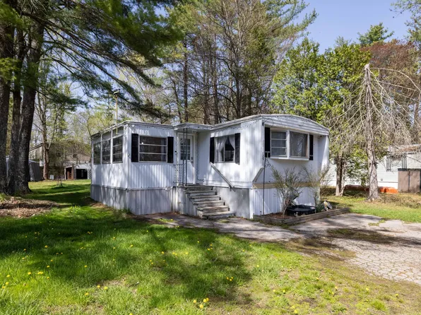 20 Heritage Drive, Eliot, ME 03903