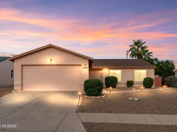 9037 E Desert Aire St, Tucson, AZ 85730