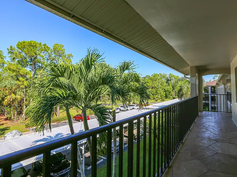 5733 Deauville Cir #G308 — Photo 36