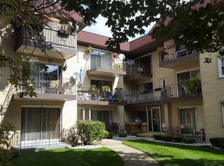 5219 N Potawatomie Ave UNIT 101, Chicago, IL