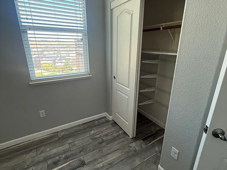 3451 Cydonia Ct — Photo 14