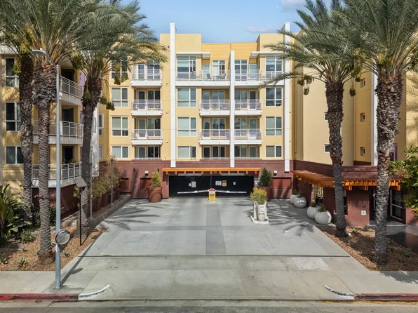 21301 Erwin St Unit 206, Woodland Hills, CA 91367