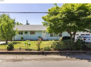 980 NE Sturgess Ave, Hillsboro, OR