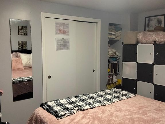 3rd image of 18 Yale Ave #1