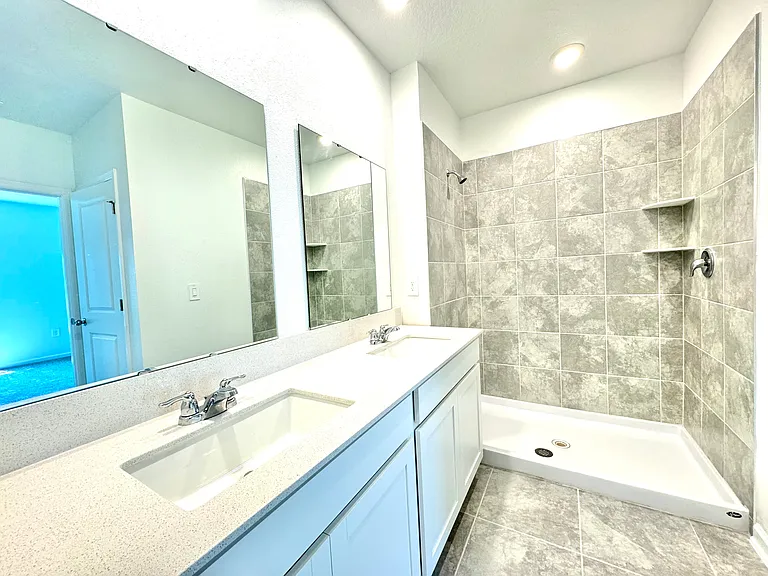 1823 Weir Blvd — Photo 11