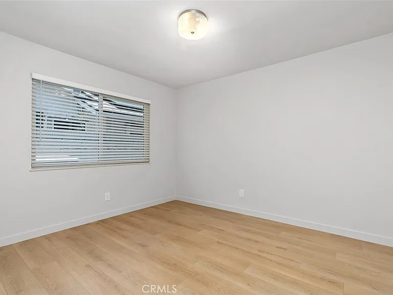15881 Pilgrim Cir — Photo 19