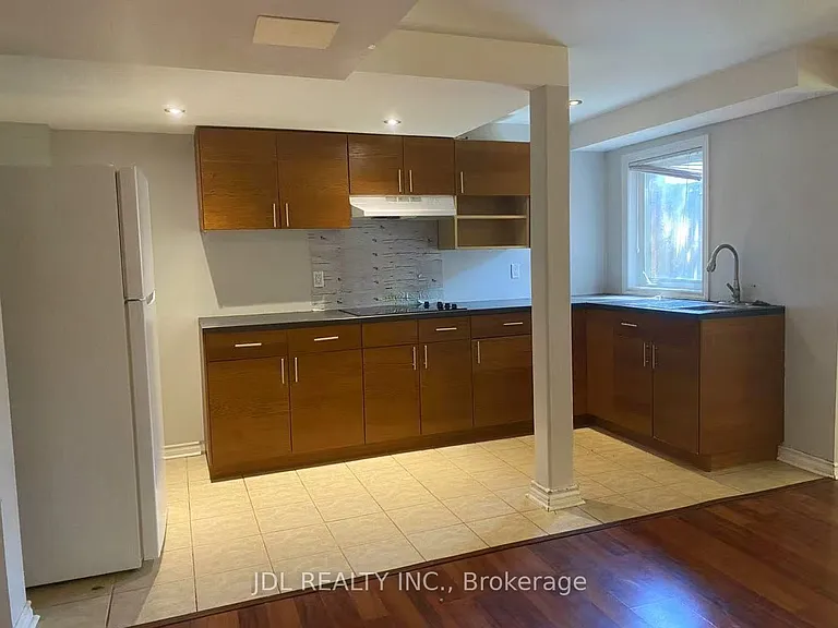 179 Leameadow Rd #BASEMENT — Photo 5