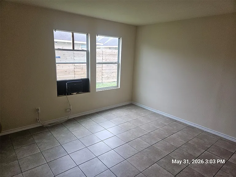 843 Darbydale Crossing Ln — Photo 6