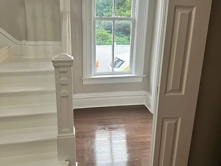 413 E Illinois Ave — Photo 17