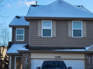 1109 W Kingsley Dr, Romeoville, IL 60446