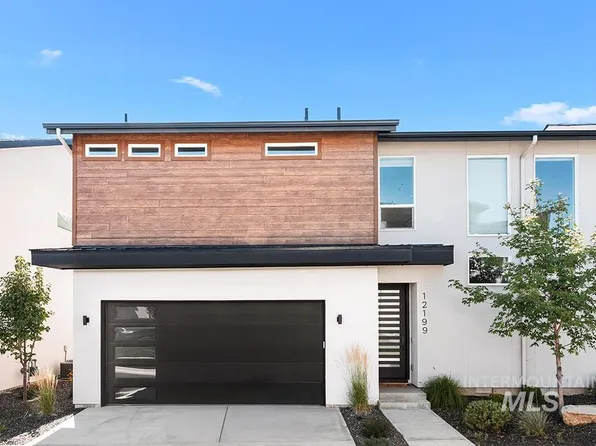 12199 N Tandem Ridge Ln, Garden City, ID 83714