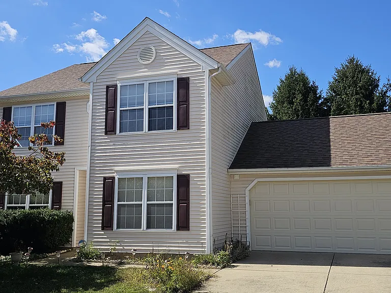 3838 S Claybridge Dr — Photo 2