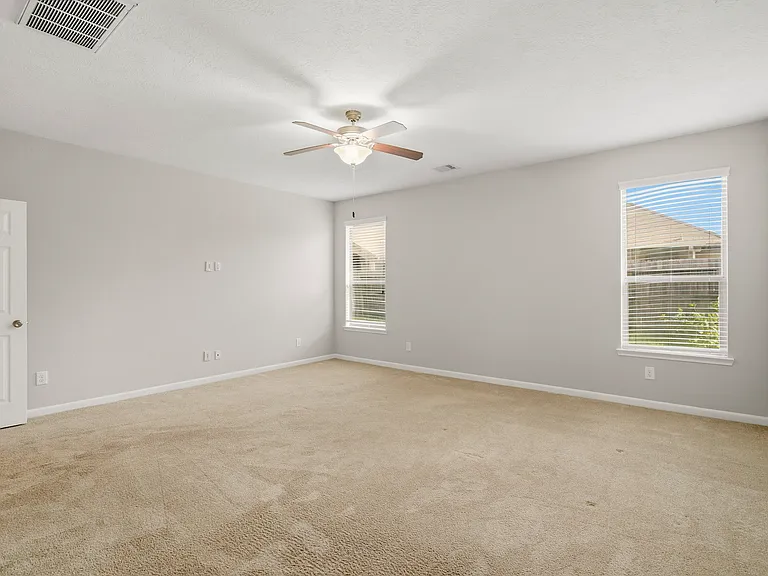 16430 Sheffield Run Dr — Photo 19