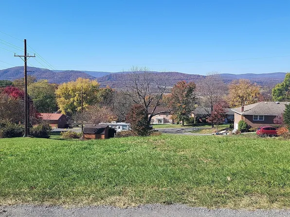 13805 Oriole Dr SE, Cumberland, MD 21502