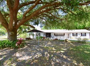 47 Wood Hall Dr, Mulberry, FL 33860