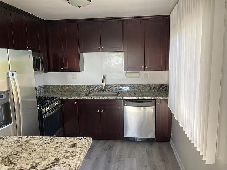 1237 Hueneme St — Photo 20