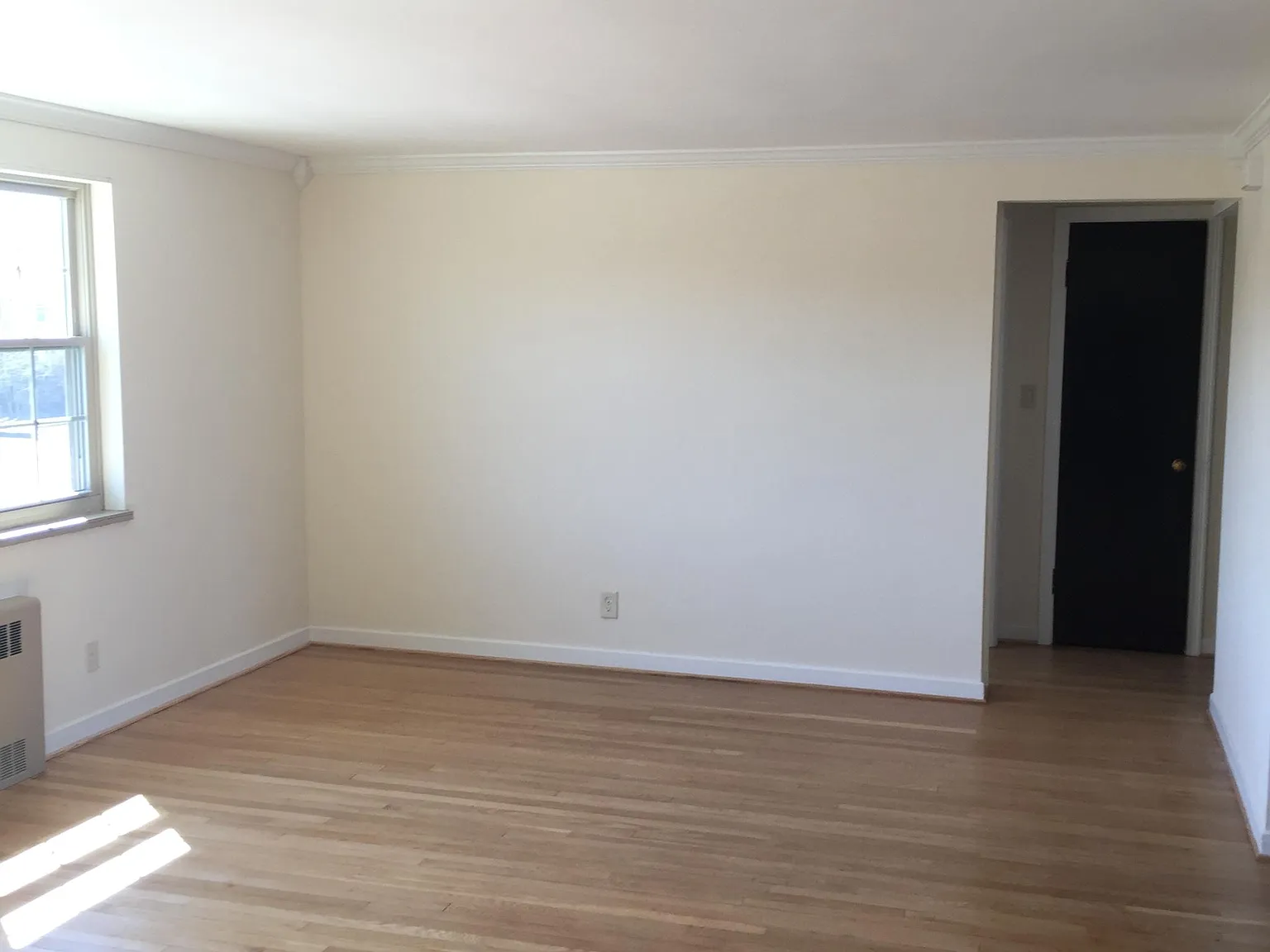 2 bed, 850 sqft, $1,395 — Photo 2
