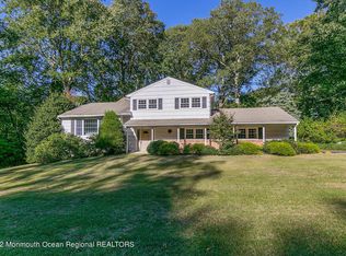 112 Spruce Dr, Middletown, NJ 07748