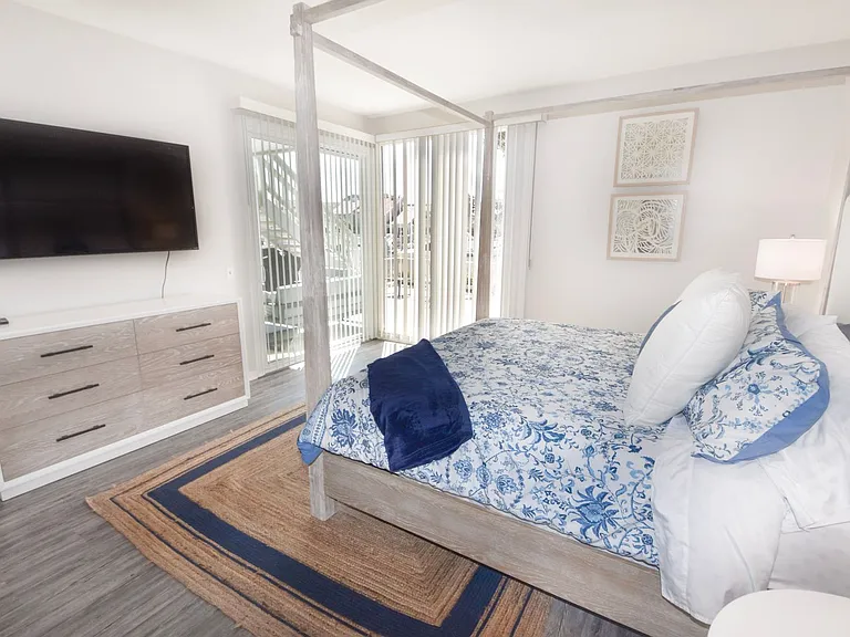 79 Kingston Ct. — Photo 15