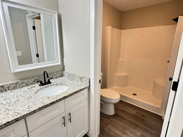 8833 Hampshire Dr — Photo 28