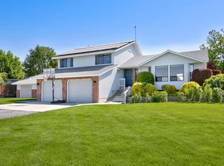 171 Valleyview Rd, Zillah, WA 98953