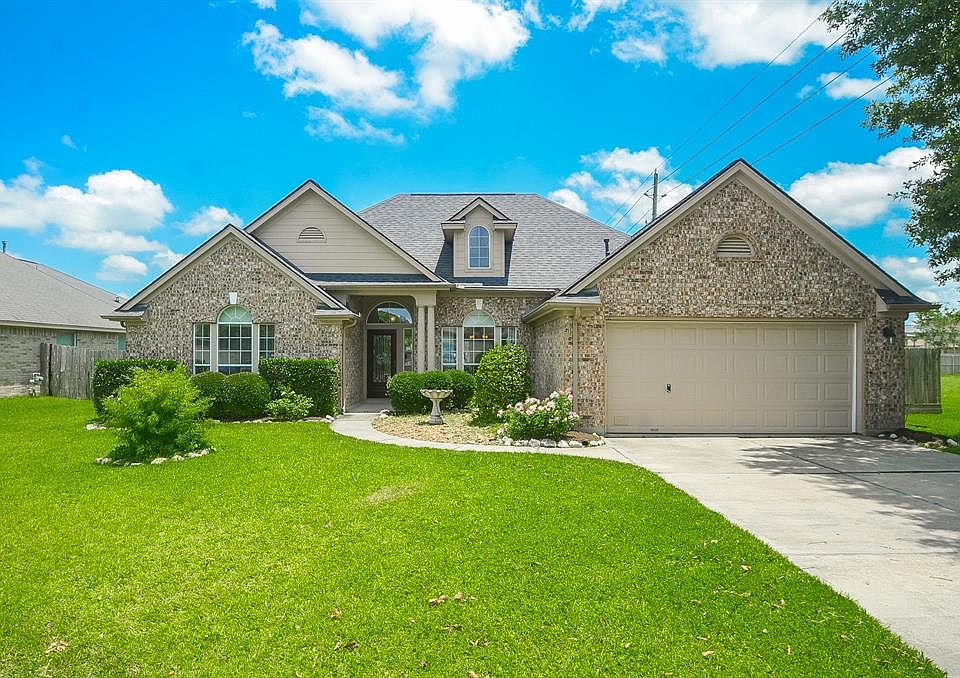 1st image of 3823 Wedge Wood Cir