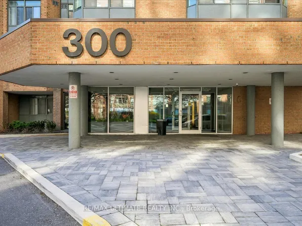 300 Webb Dr, Mississauga, ON