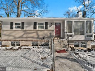 9204 Surratts Manor Dr, Clinton, MD 20735