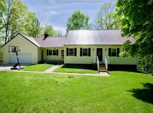 4925 Dempsey Dr, Cross Lanes, WV