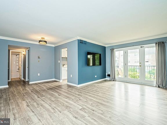4th image of 9491 Fairfax Blvd APT 202