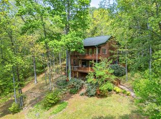 1902 Creekstone Ln, Young Harris, GA 30582