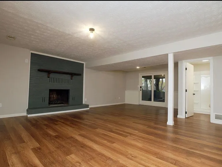 121 Eastern Hills Dr — Photo 15