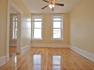 2044 W 19th St APT 1R, Chicago, IL 60608