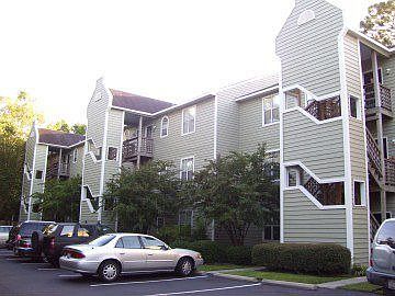 http://www.propertyboss.net/CustomerImages/SWEYER_71385/media/Properties/4230%20Wilshire%20Blvd%2030