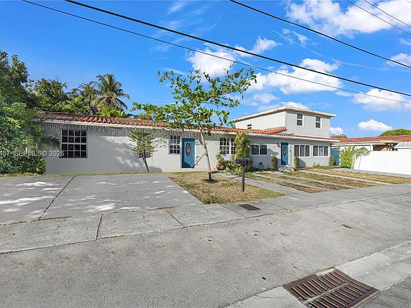 3rd image of 11021 SW 4th St