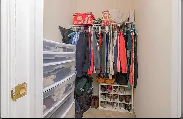 Rented by Voro, LLC | media 5