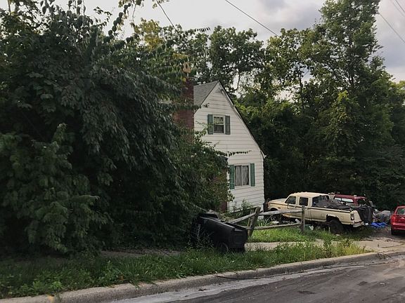 3rd image of 3161 Sunshine Ave