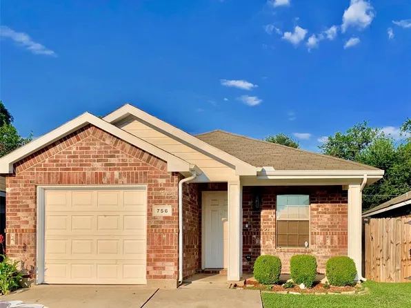 756 River Garden Dr, Fort Worth, TX 76114